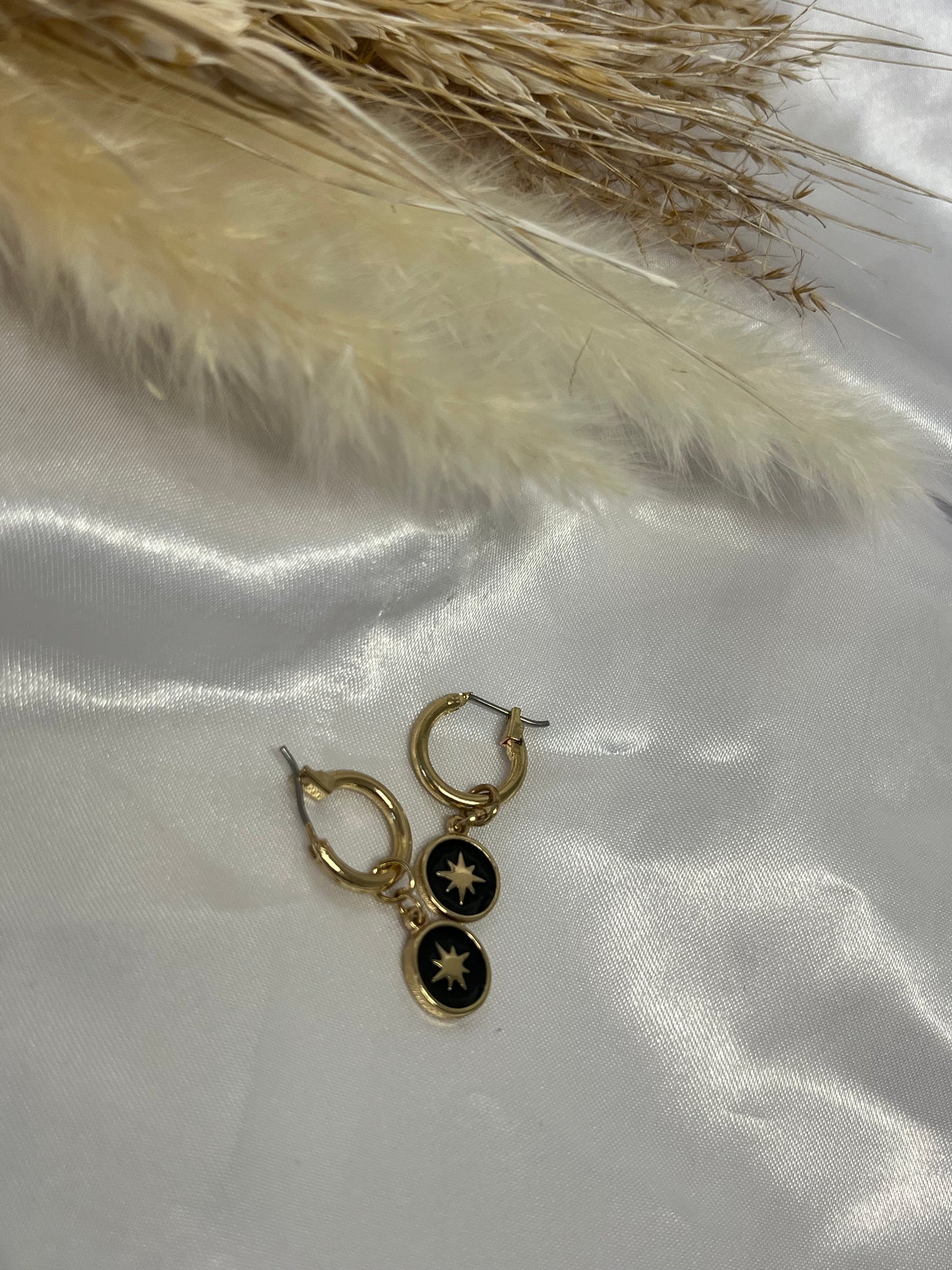 Star earring
